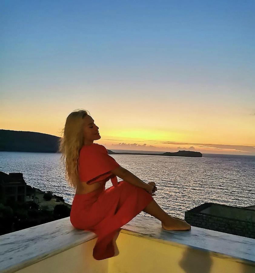 Athevillas Antonis Mína Exteriör bild