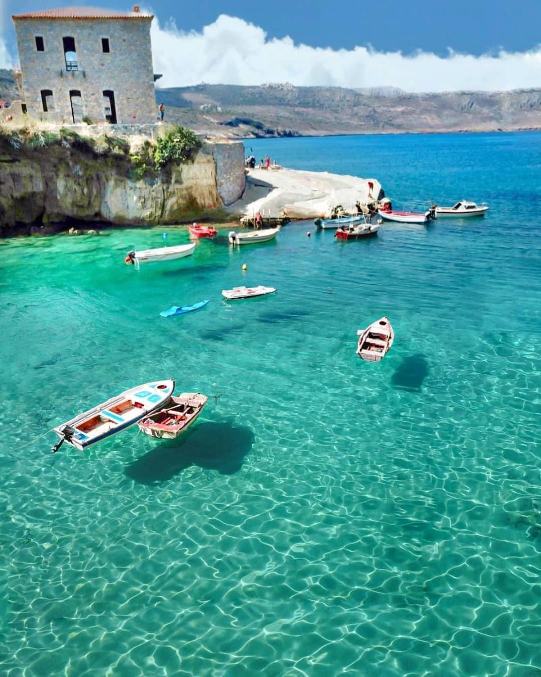 Athevillas Antonis Mína Exteriör bild